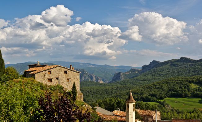 Montcortés lake, Catalonia