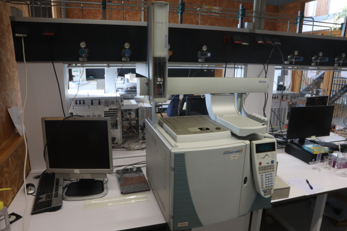 GC-FID Thermo Finnigan Trace GC Ultra with autosampler